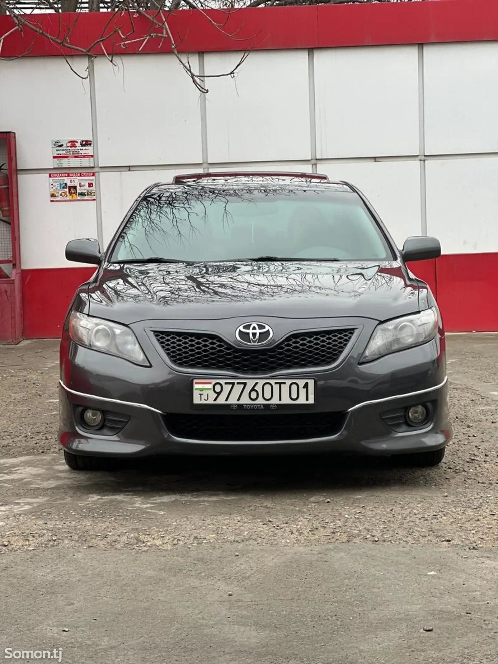 Toyota Camry, 2010-1