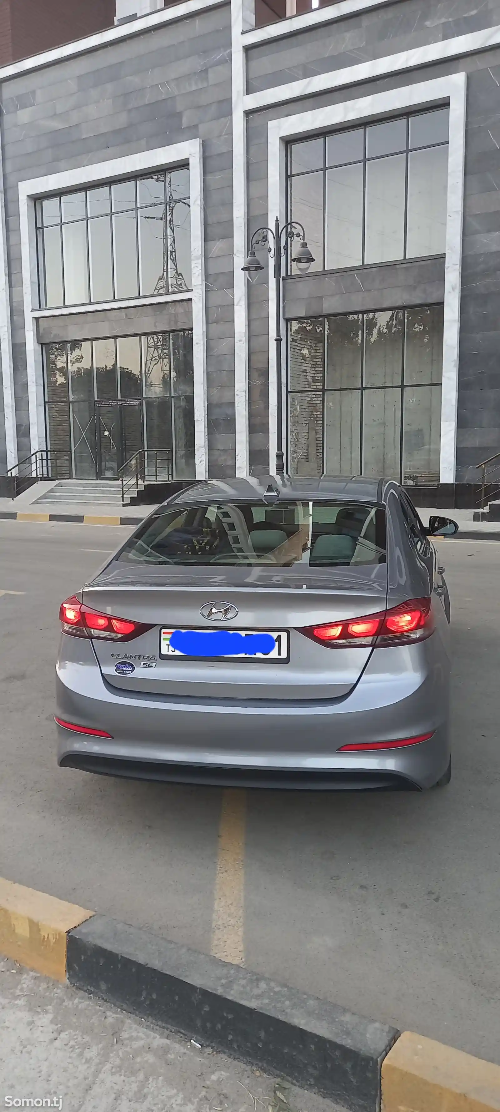 Hyundai Elantra, 2016-6