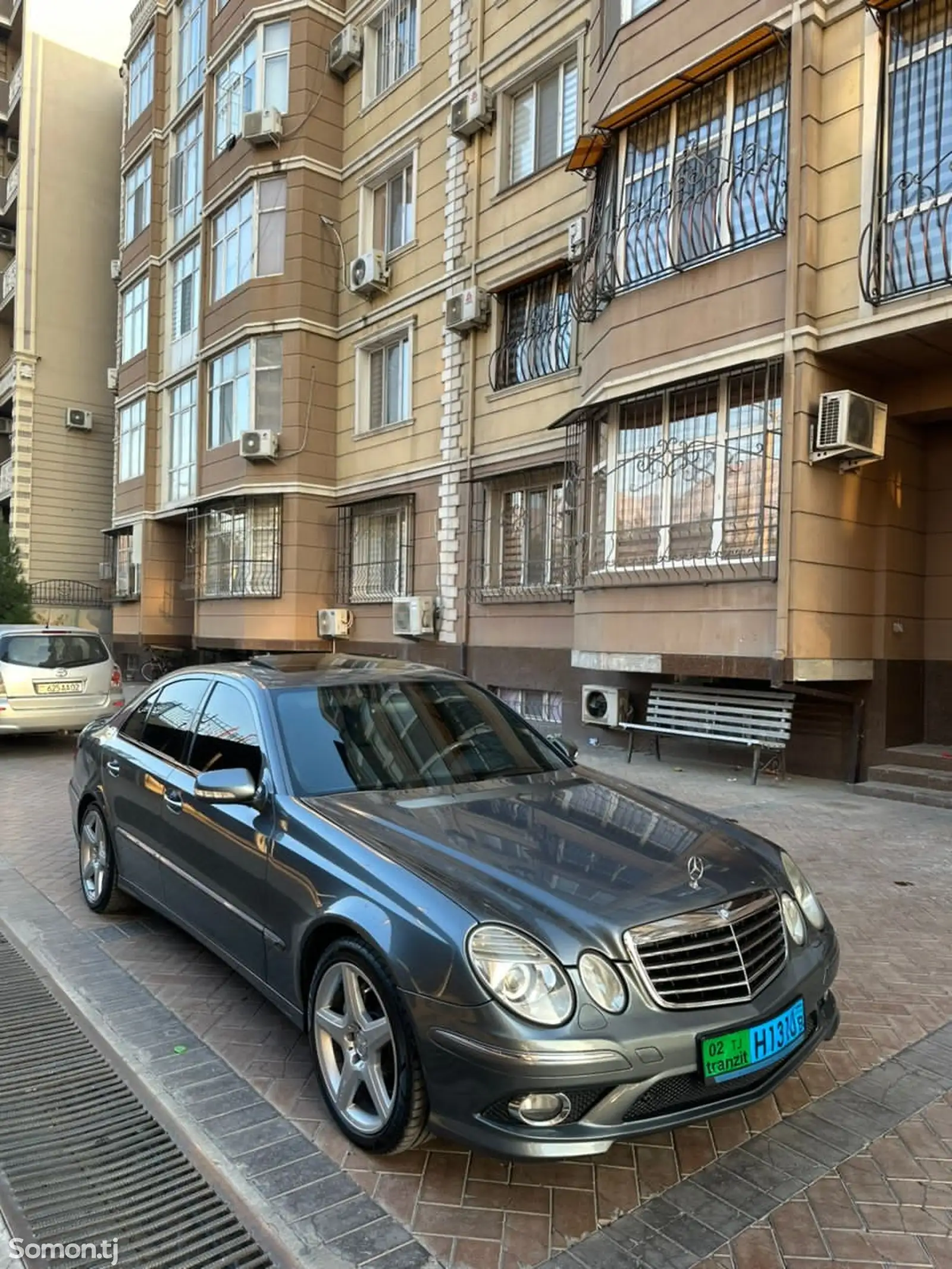 Mercedes-Benz E class, 2009-1