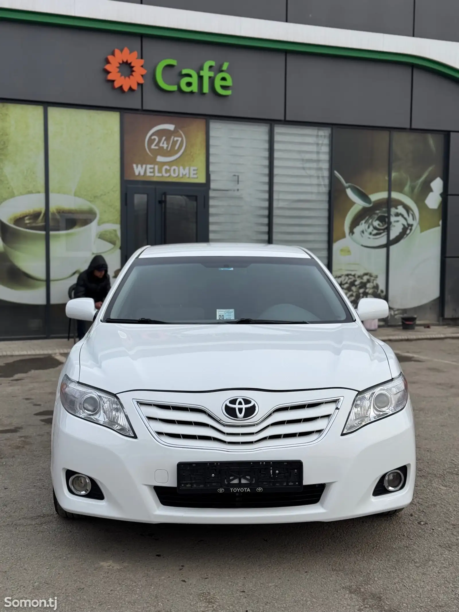 Toyota Camry, 2011-1