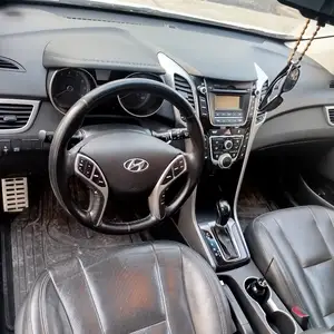 Hyundai i30, 2014