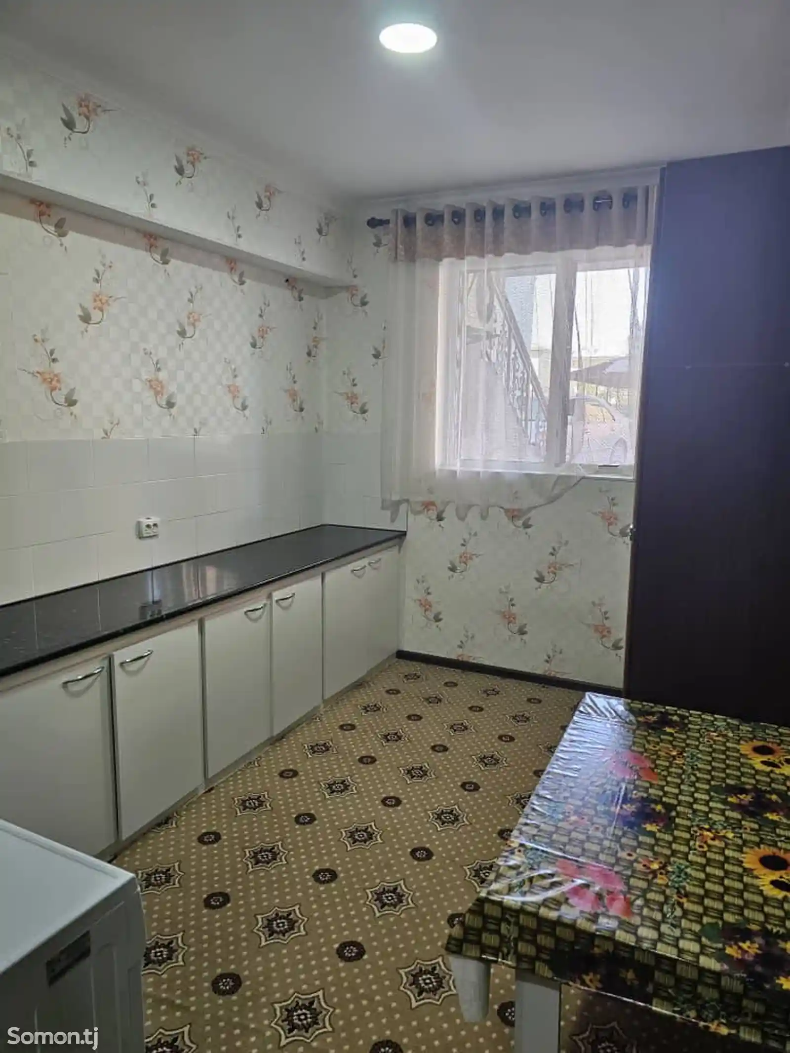 1-комн. квартира, Цокольный этаж, 50 м², Панчшанбе-5