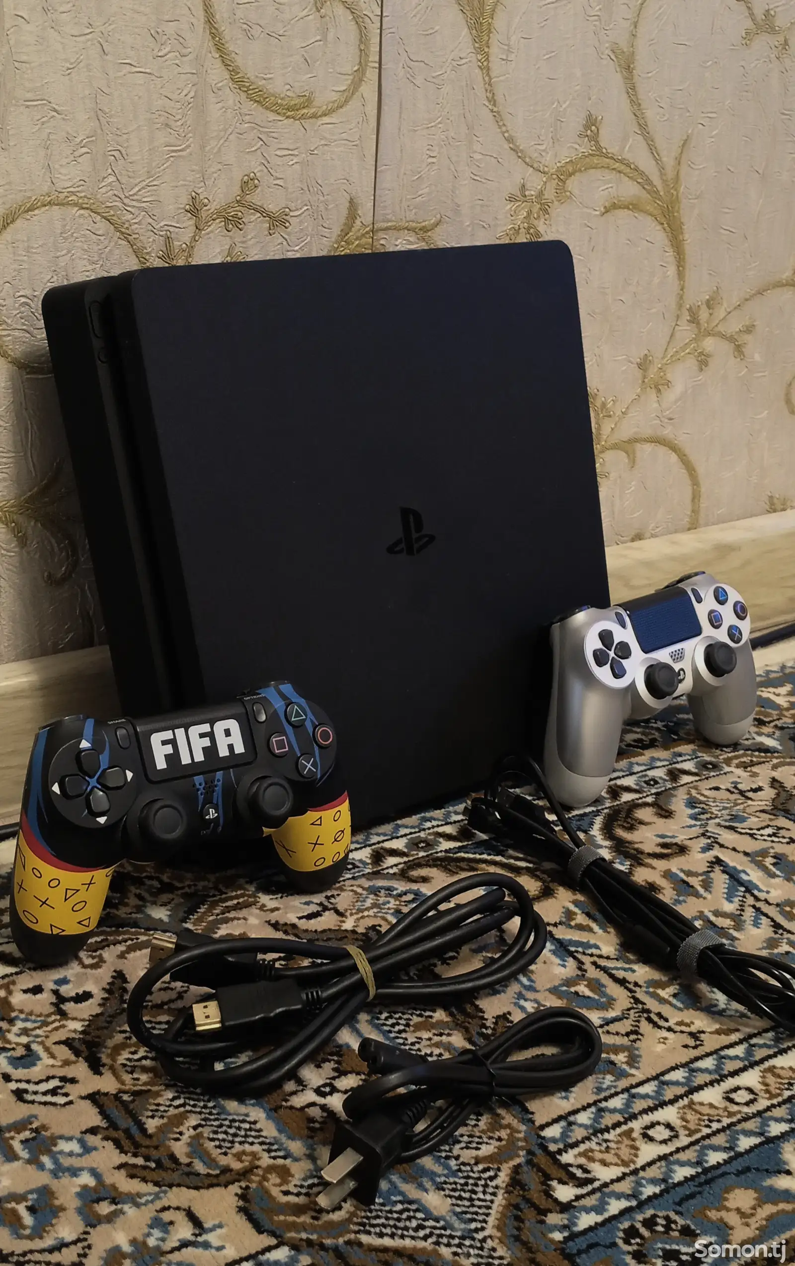 Игровая приставка Sony PlayStation 4 slim