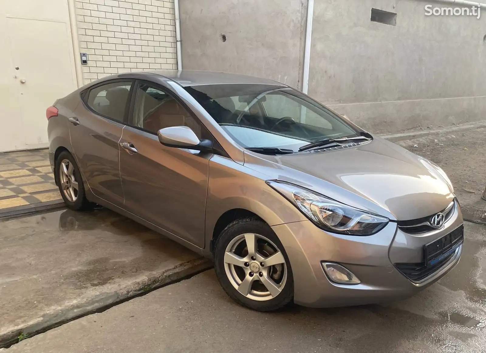 Hyundai Elantra, 2013-3