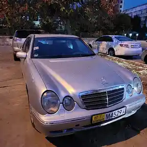 Mercedes-Benz E class, 1999