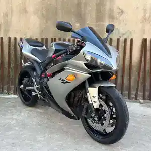 Мотоцикл Yamaha R1 1000cc на заказ