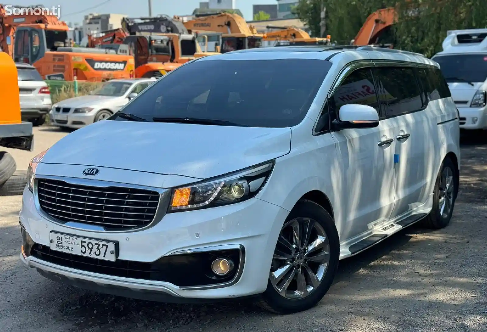 Kia Carnival, 2015-1