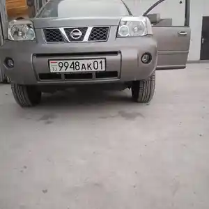 Nissan X-Trail, 2005