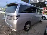 Toyota Vellfire, 2014-5