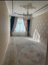 2-комн. квартира, 18 этаж, 69м², Родоми 2-5