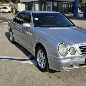 Mercedes-Benz E class, 2000