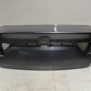Крышка багажника на Kia Rio 2017-2022