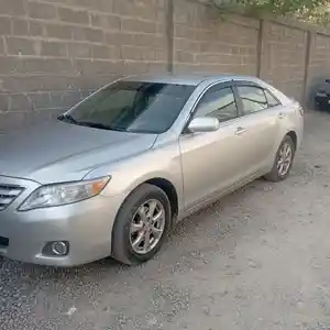 Toyota Camry, 2011