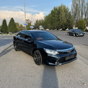 Toyota Camry, 2014