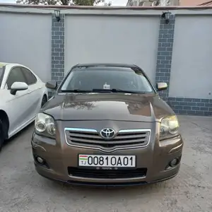 Toyota Avensis, 2003