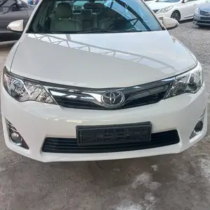 Toyota Camry, 2013