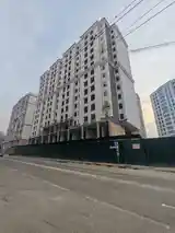 3-комн. квартира, 13 этаж, 110 м², Шохмансур-3