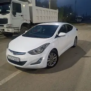 Hyundai Elantra, 2016