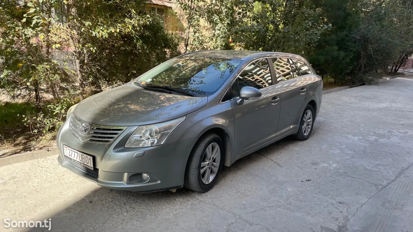 Toyota Avensis, 2010-1