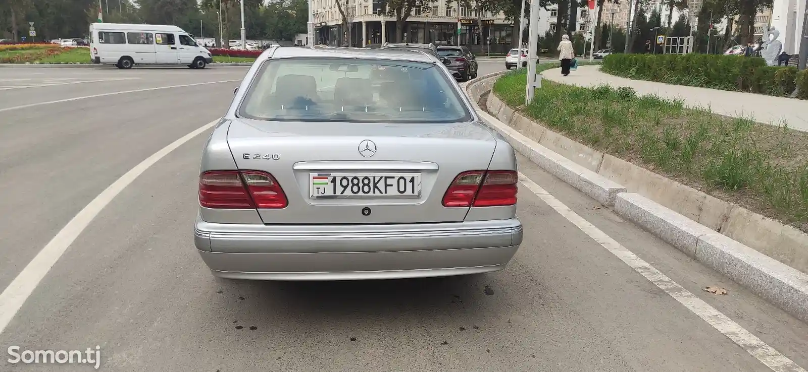 Mercedes-Benz E class, 2000-4