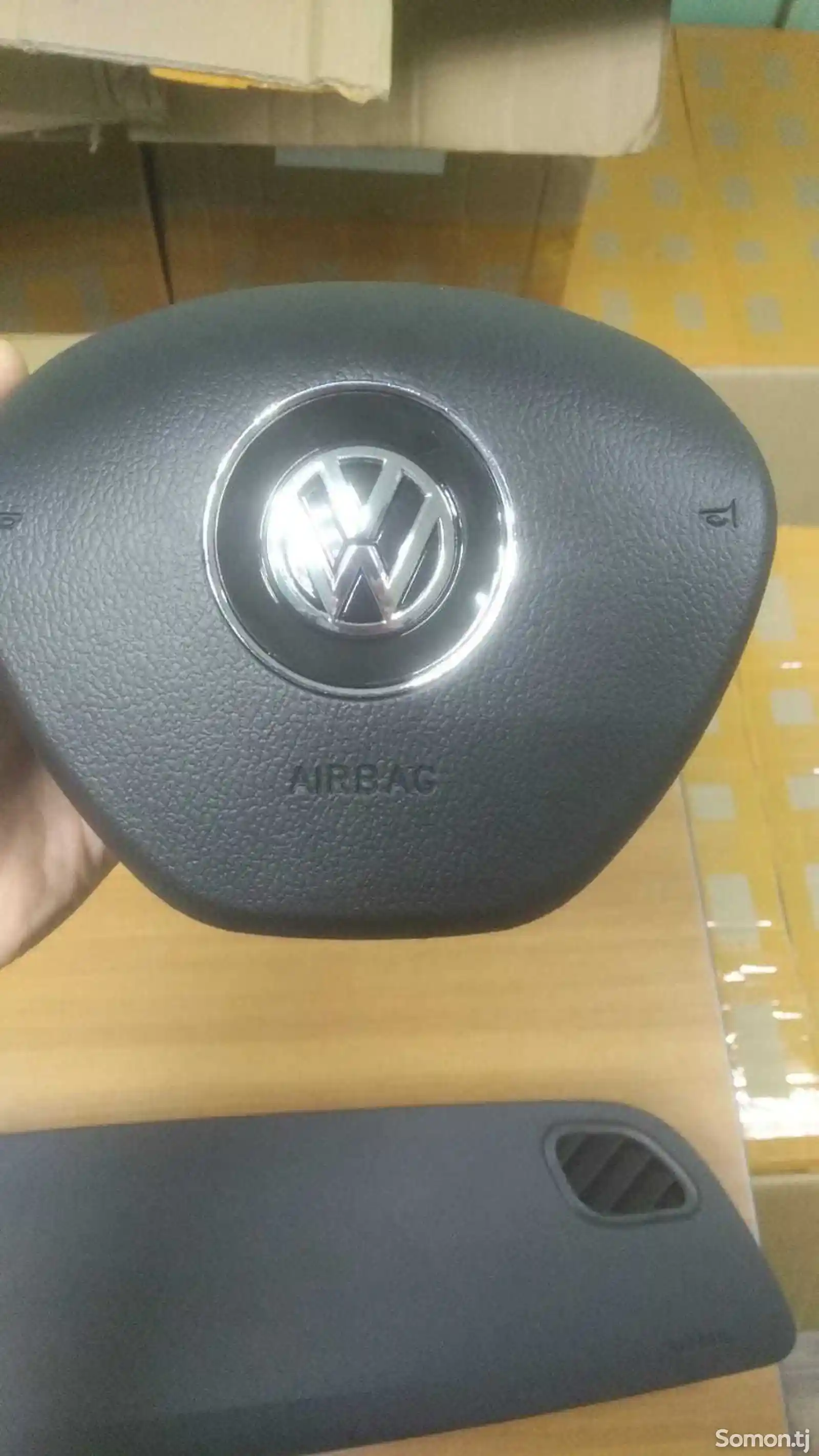 Капот Volkswagen Polo 2018-3