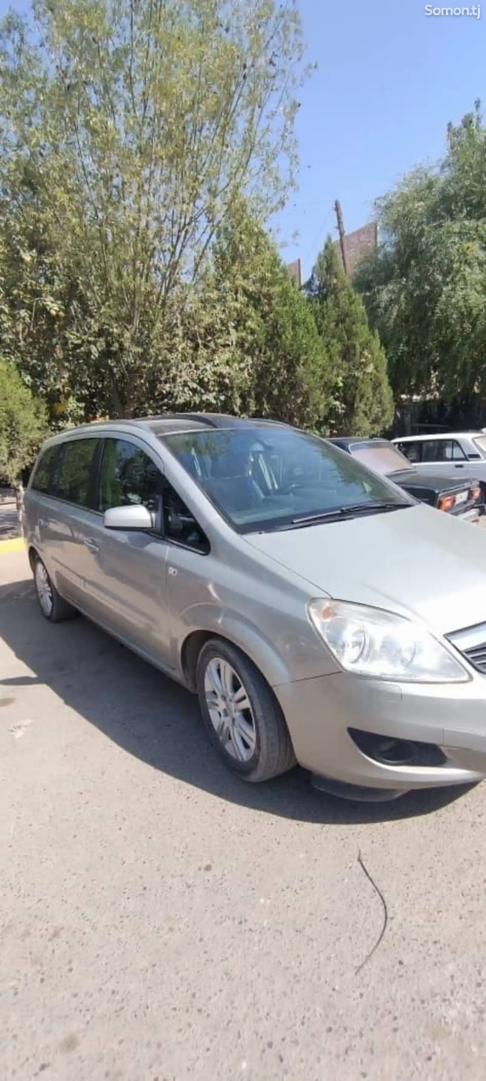 Opel Zafira, 2009-1