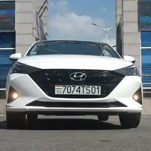 Hyundai Solaris, 2022