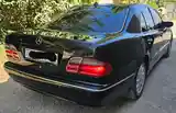 Mercedes-Benz E class, 2000-4