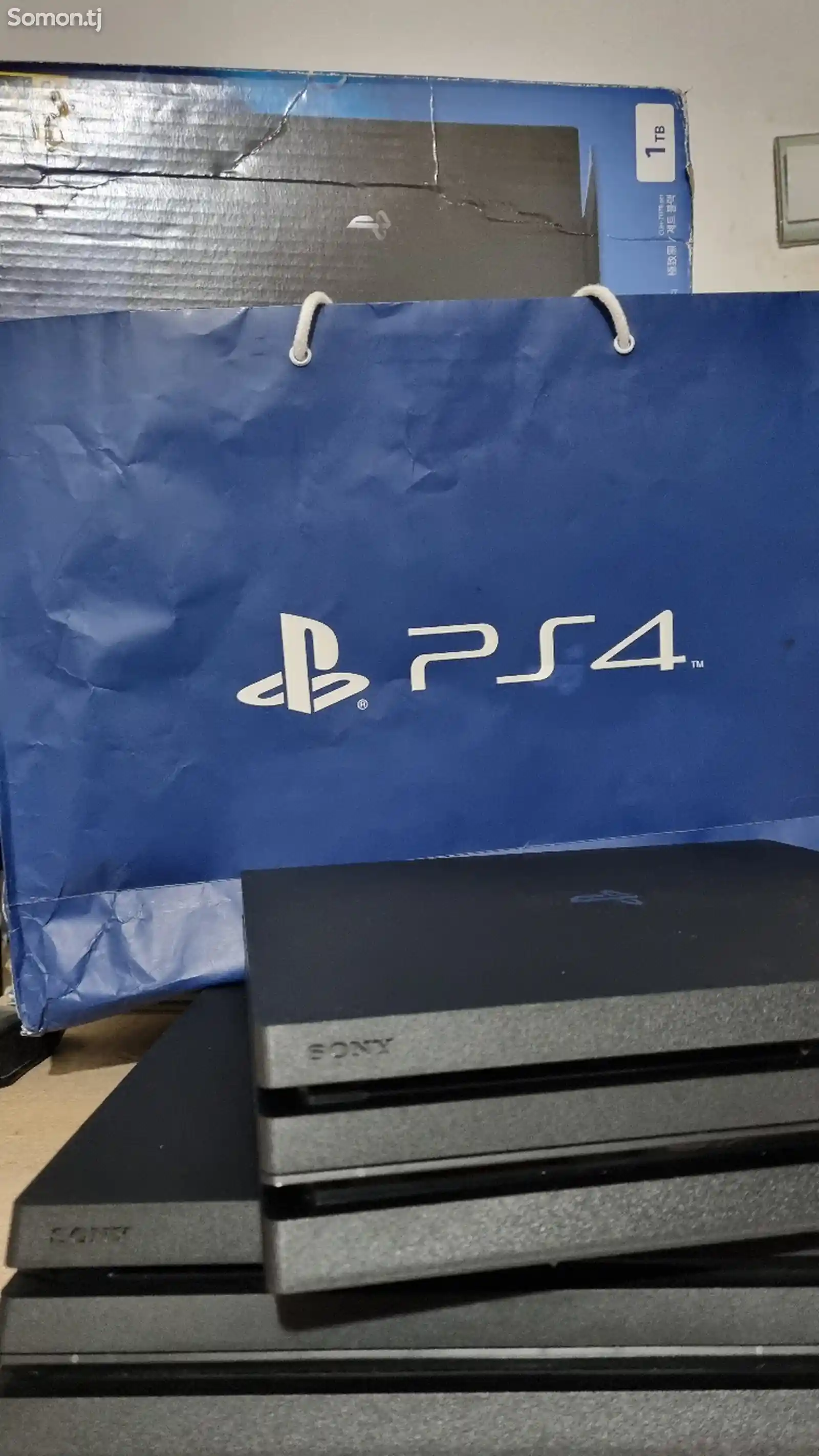 Игровая приставка Sony PlayStation 4 Pro-5