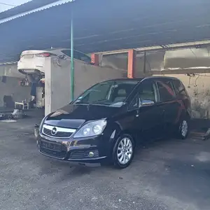 Opel Zafira, 2007