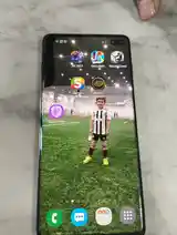 Samsung Galaxy S10 Plus-2