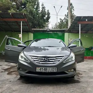 Hyundai Sonata, 2012