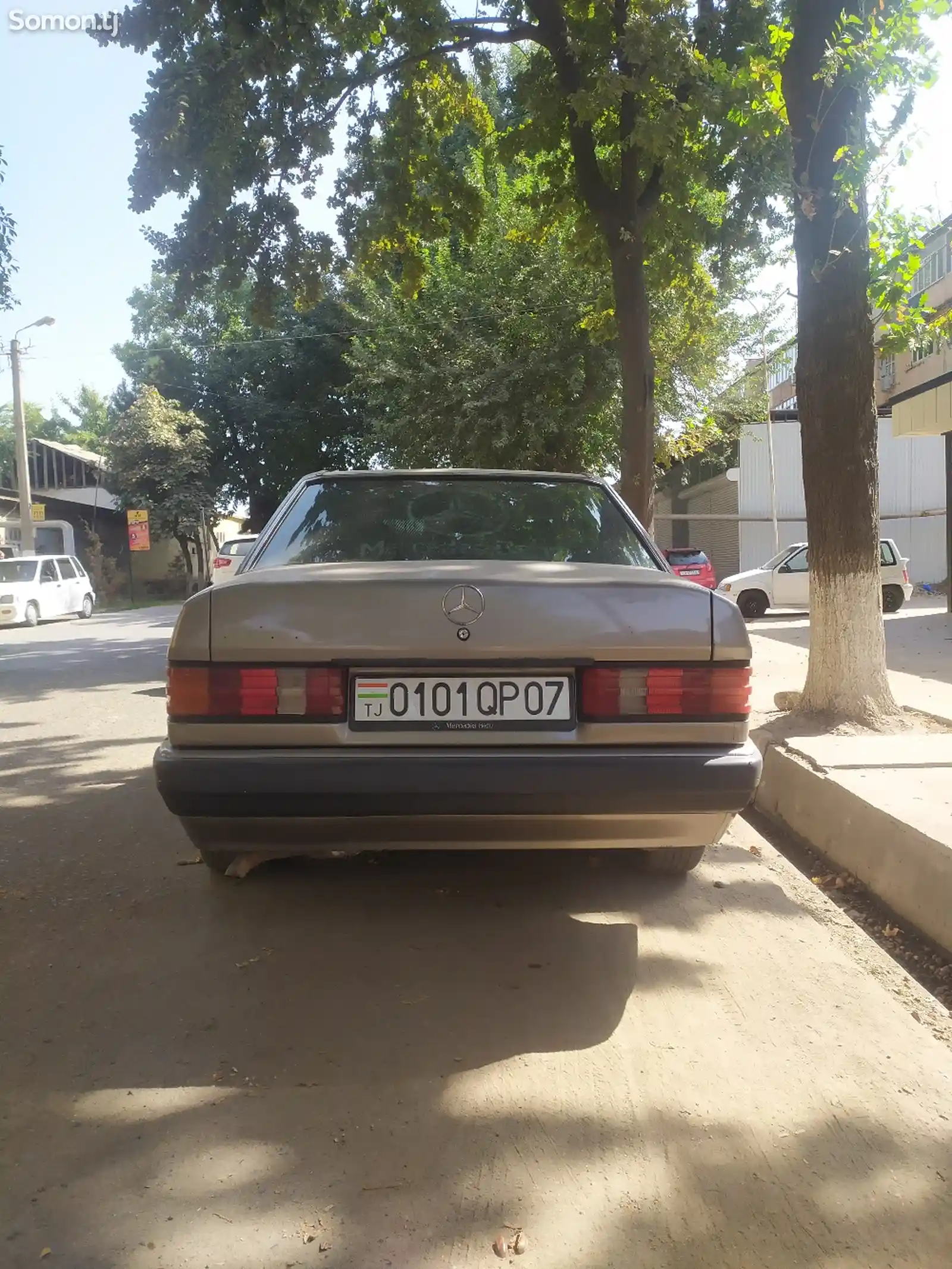 Mercedes-Benz W201, 1990-4