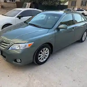 Toyota Camry, 2011