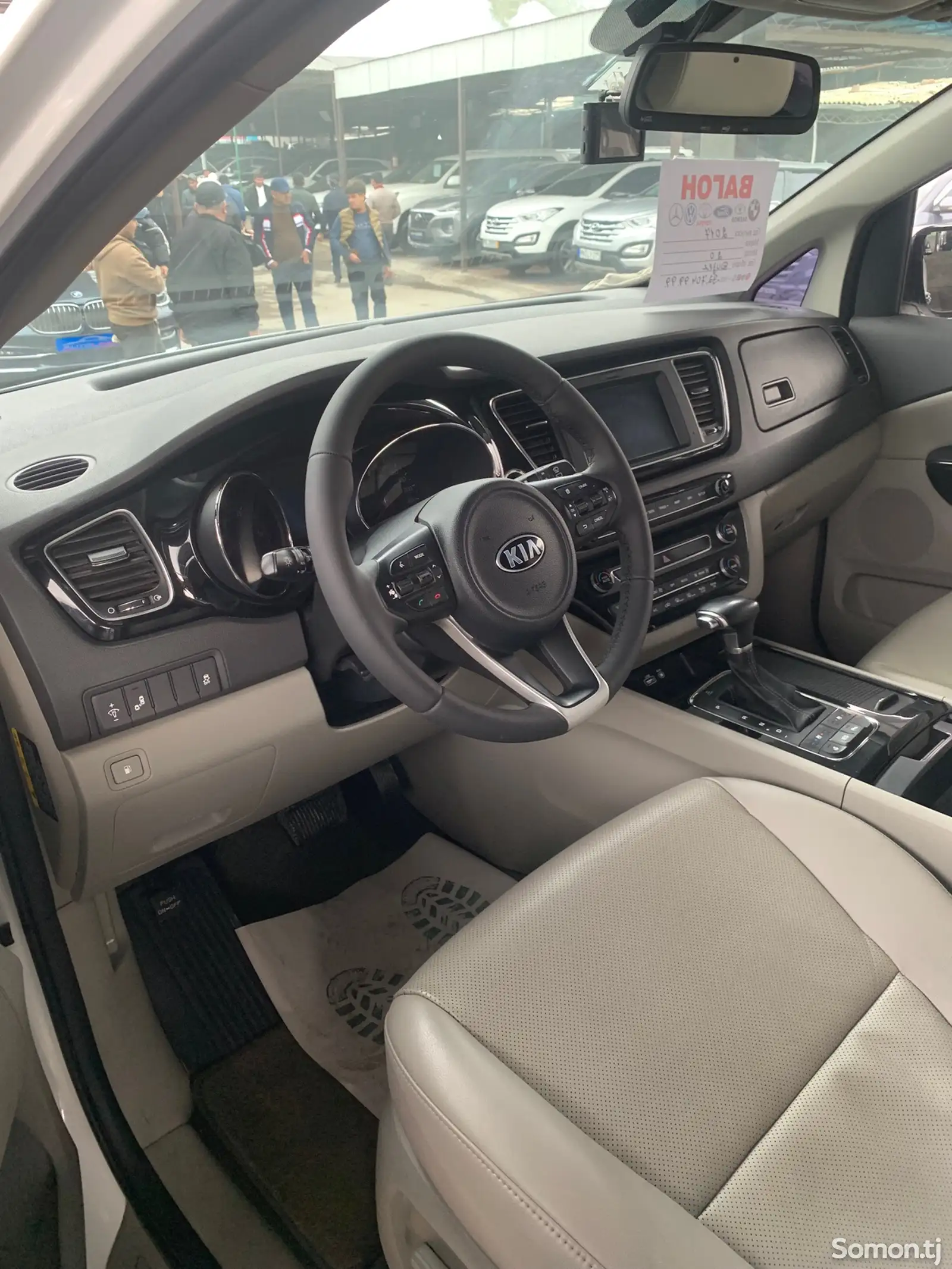 Kia Carnival, 2017-2