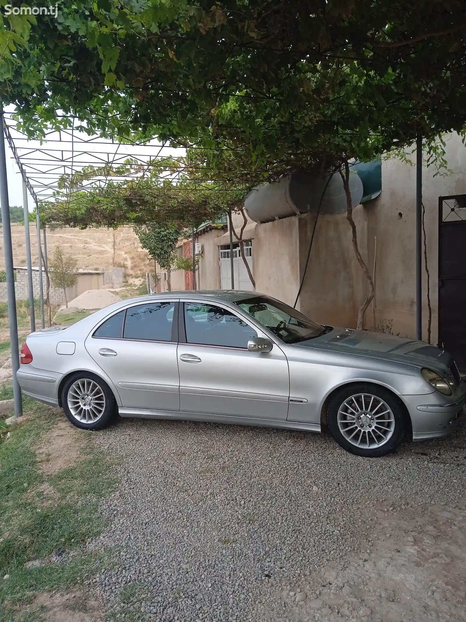 Mercedes-Benz E class, 2005-6