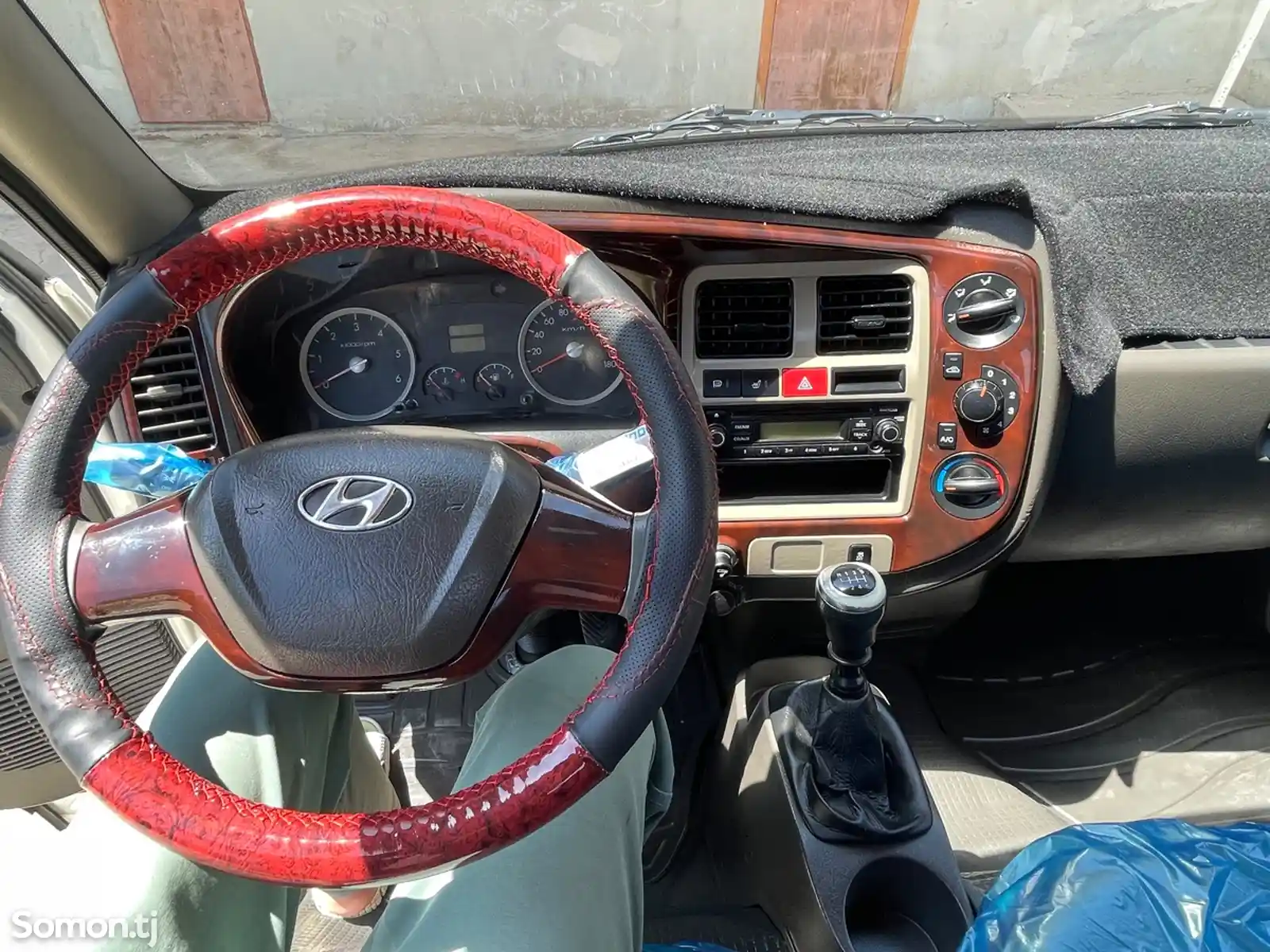 Бортовой автомобиль Hyundai Porter 2, 2016-8