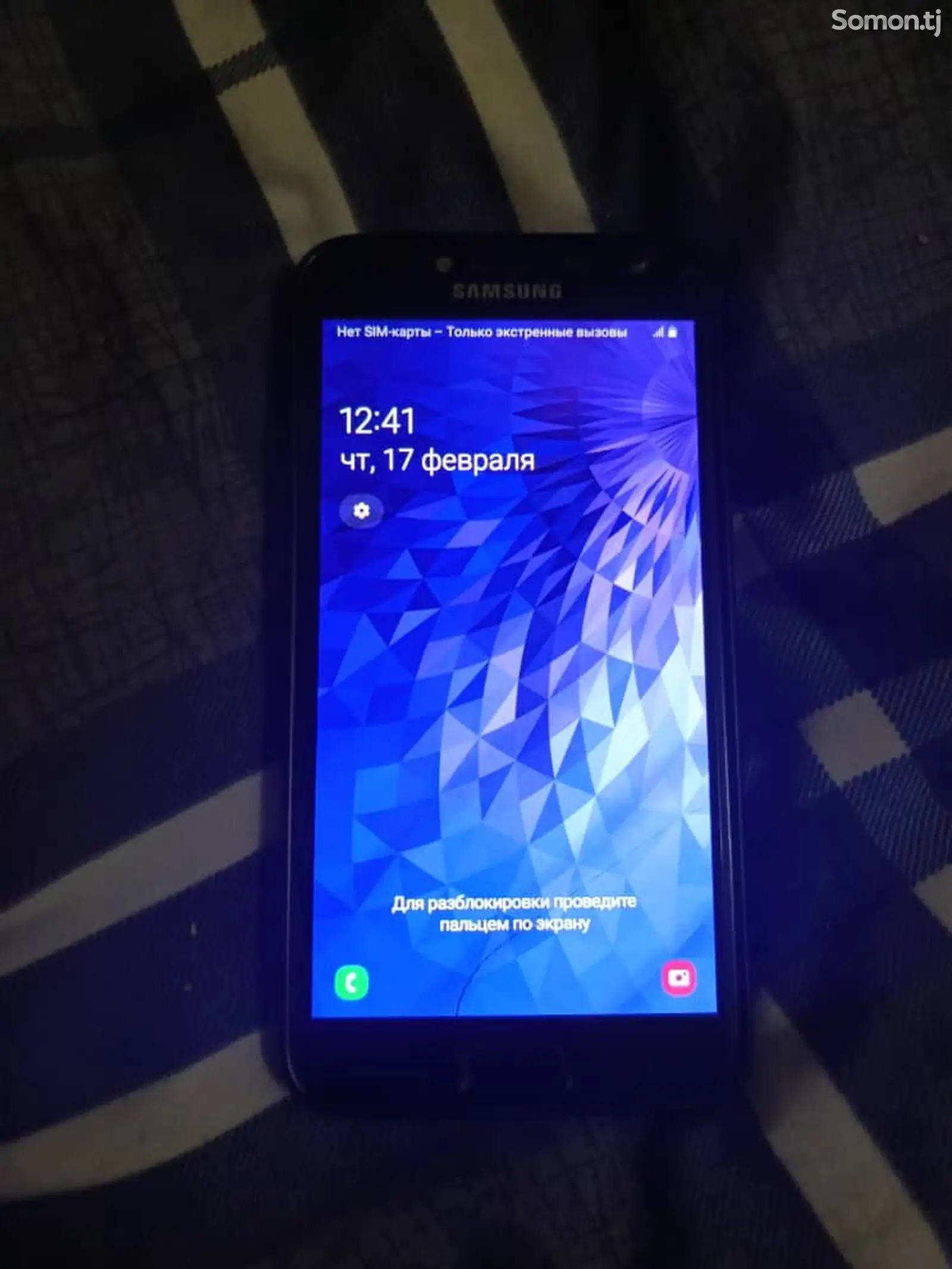 Samsung Galaxy J4, 16 gb-1