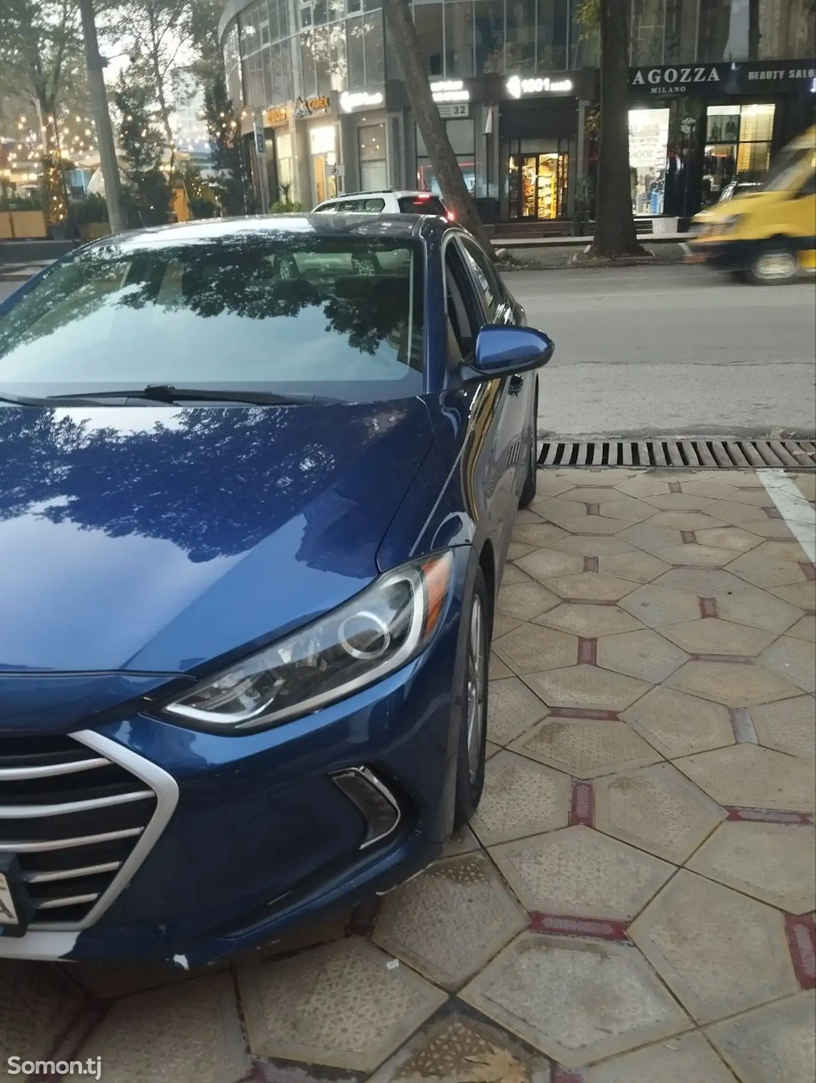 Hyundai Elantra, 2017-1