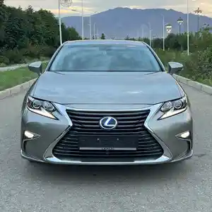 Lexus ES series, 2016