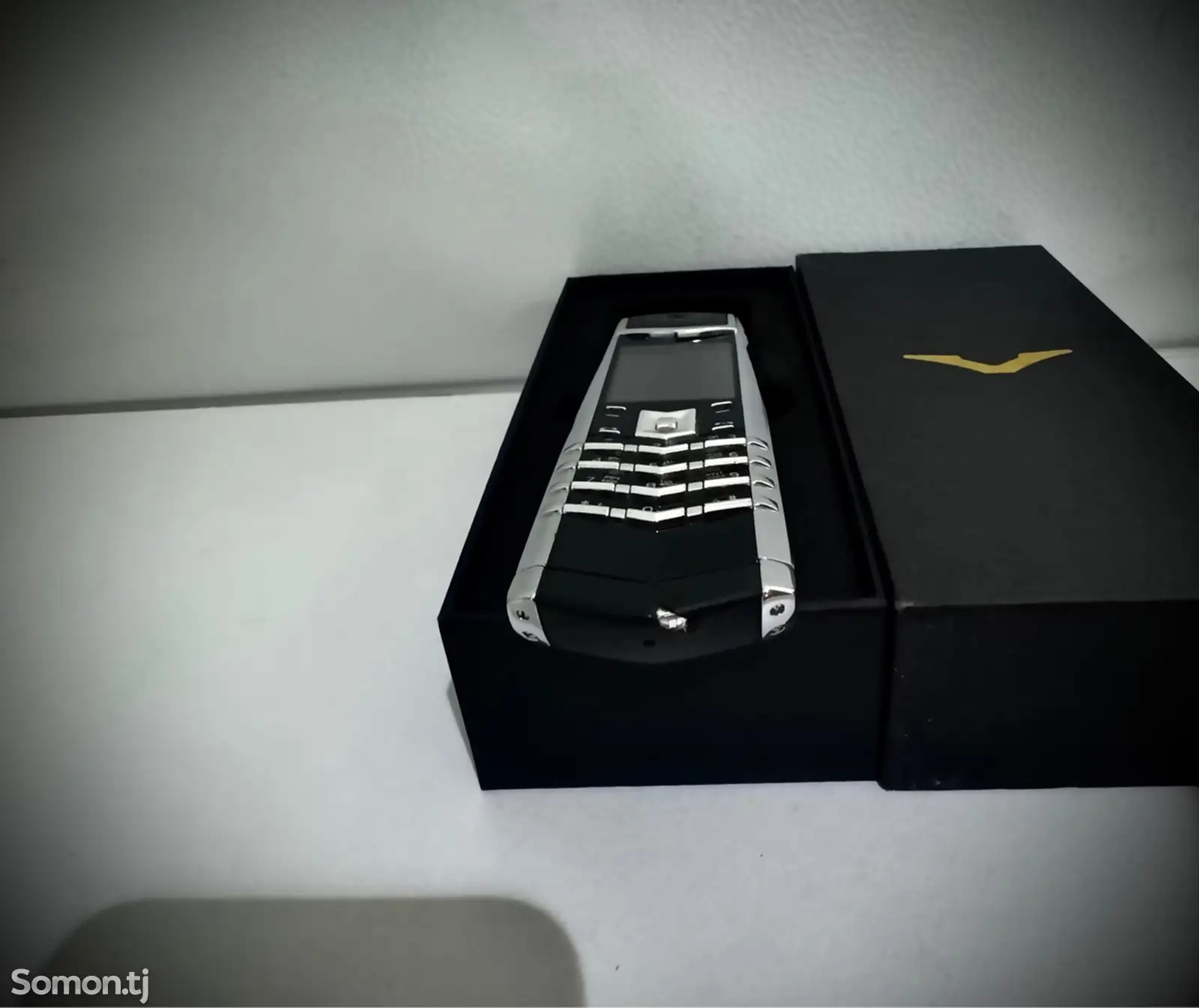 Телефон Vertu-4