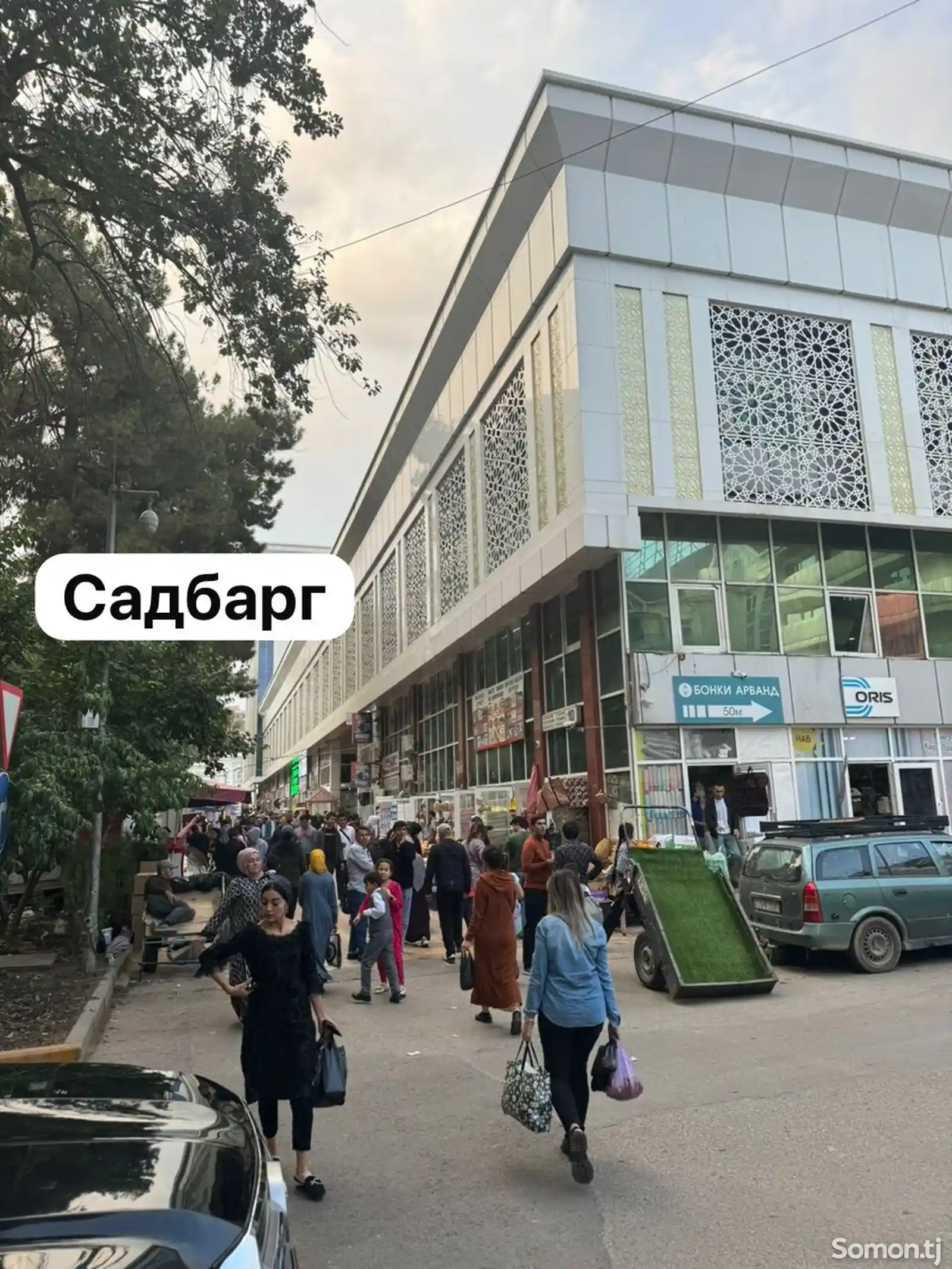 Помещение под магазин / салон, 150м², Садбарг-12