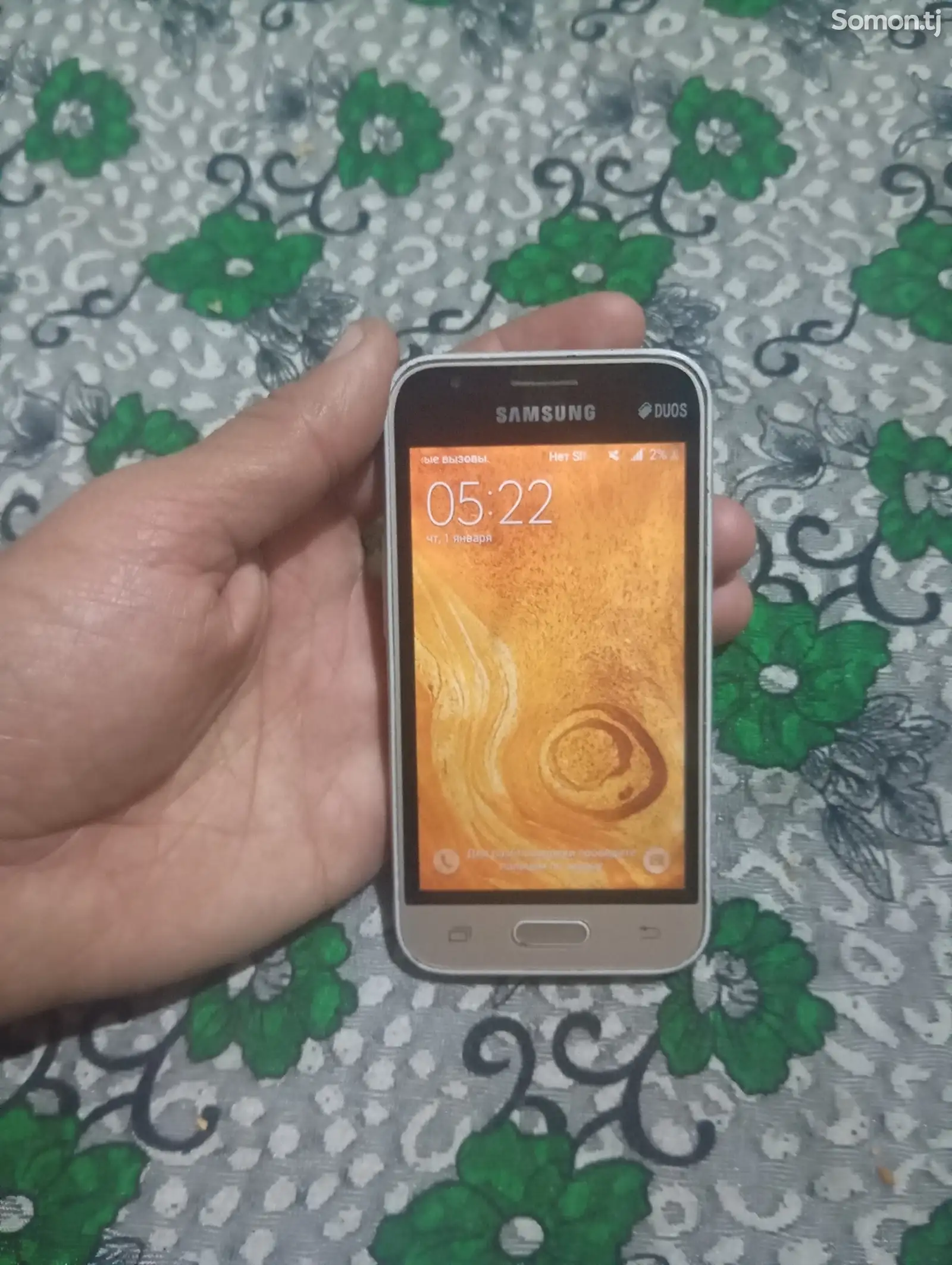 Samsung Galaxy J1 mini-1