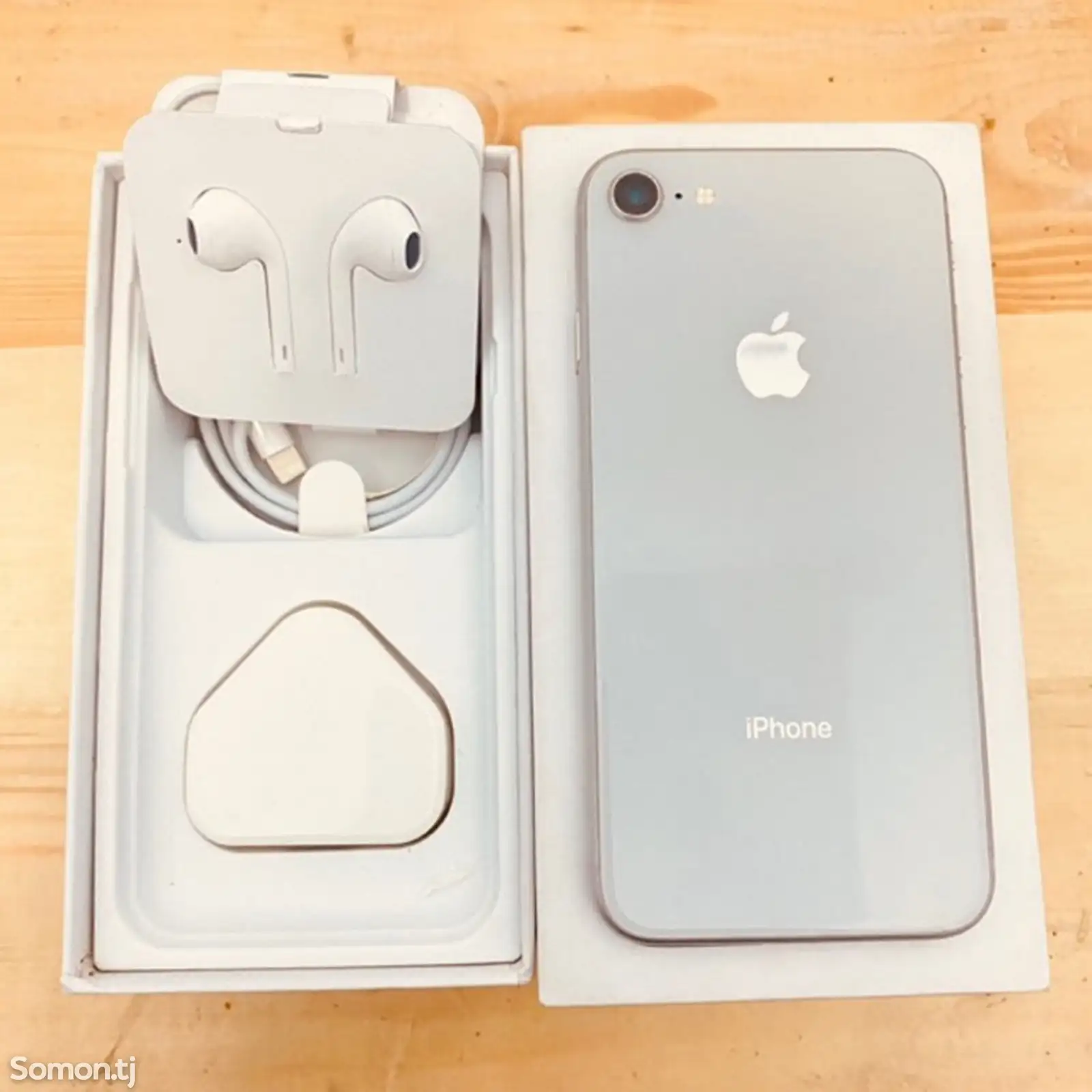 Apple iPhone 8, 256 gb, Silver-1