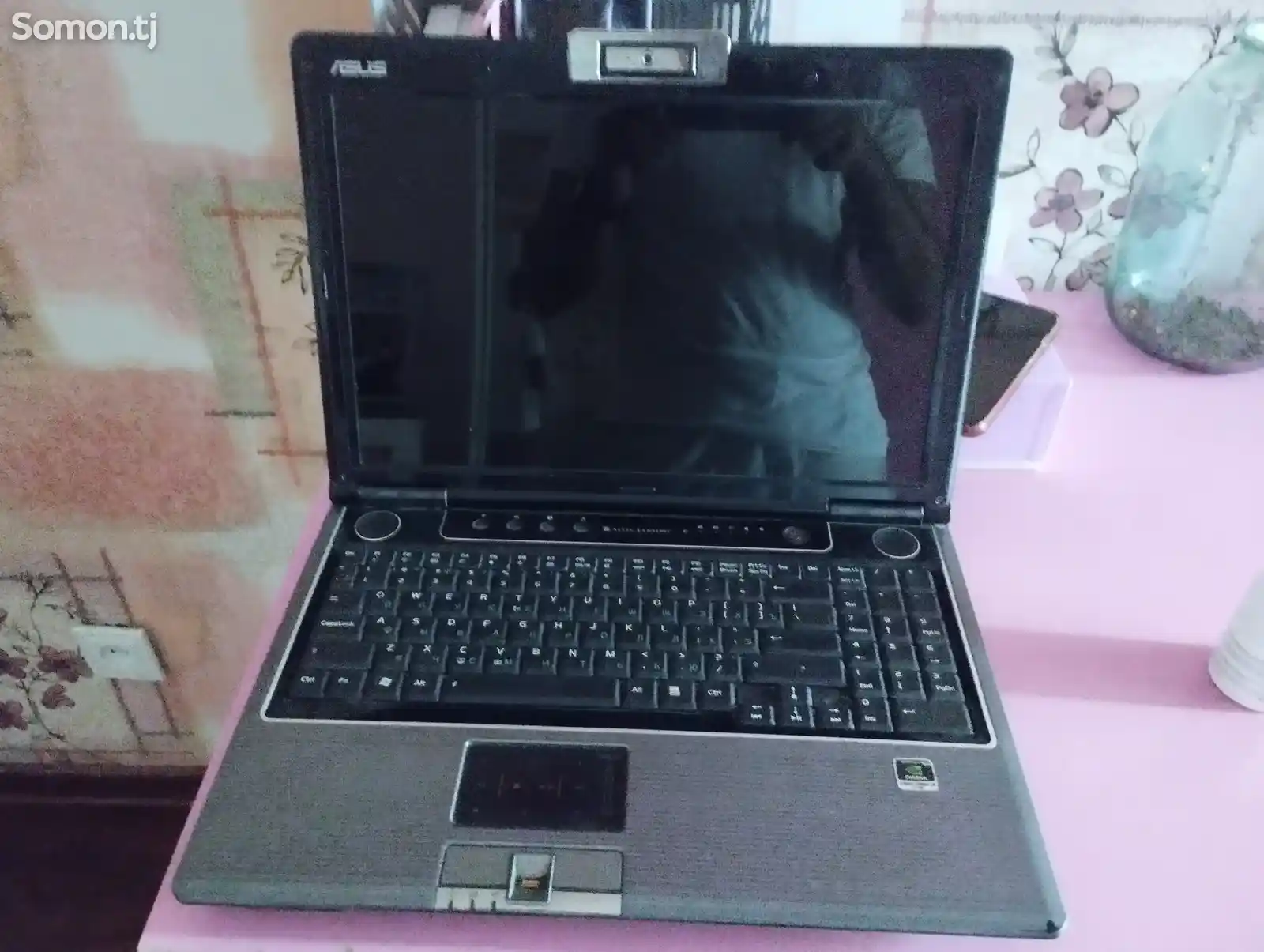 Ноутбук Asus-2