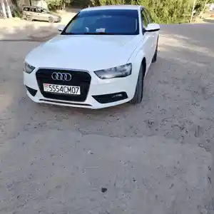 Audi A4, 2012