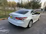 Toyota Camry, 2018-7