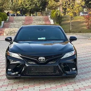 Toyota Camry, 2018