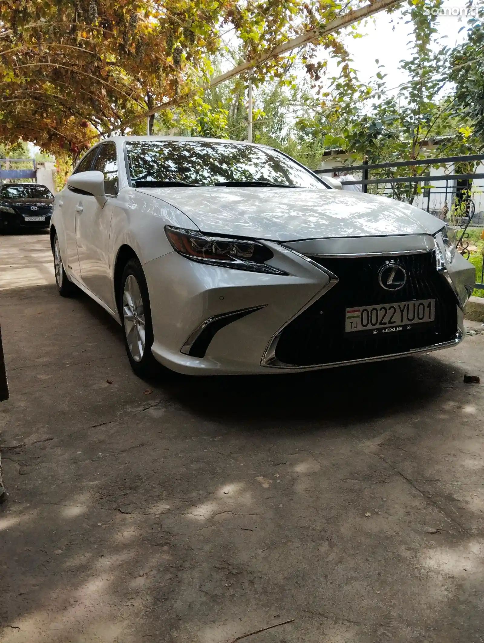 Lexus ES series, 2015-2