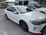 Toyota Camry, 2017-4